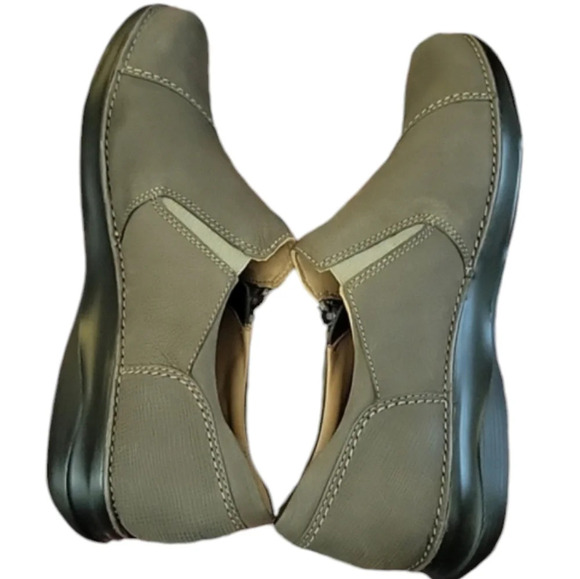 NWT Clark Unstructured Appley Zip Shoes - Picture 5 of 8